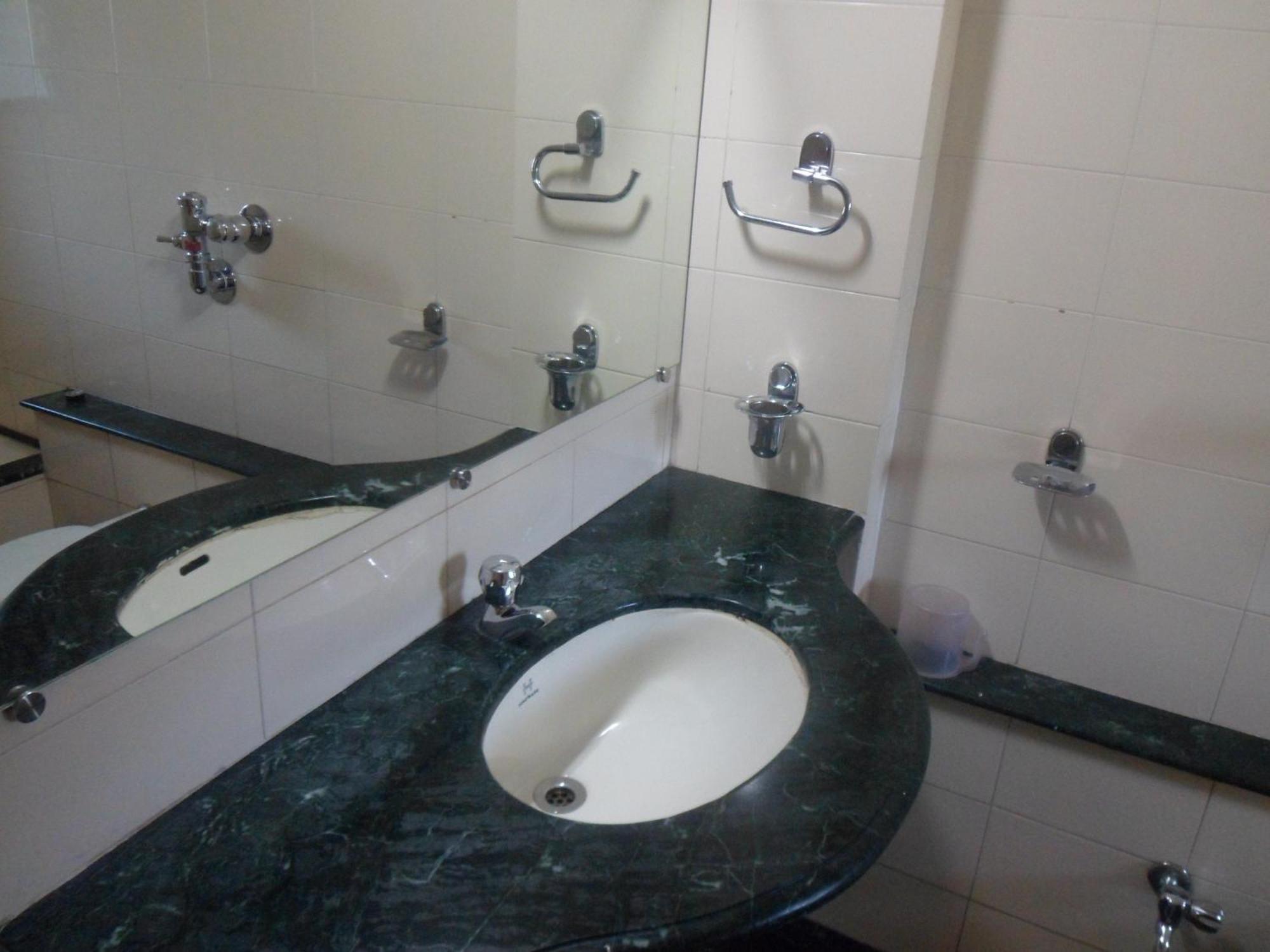 Hotel Pooja International Nashik Exterior photo
